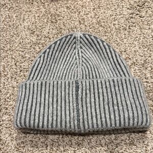 Grey beanie
